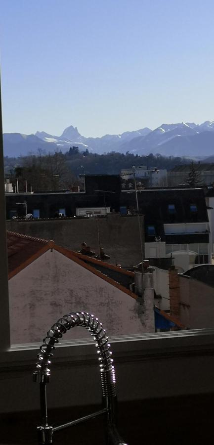Appartement Tout Confort 2 Chbres - 72M2 - Avec Terrasse Et Vue Pyrenees Pau Bagian luar foto